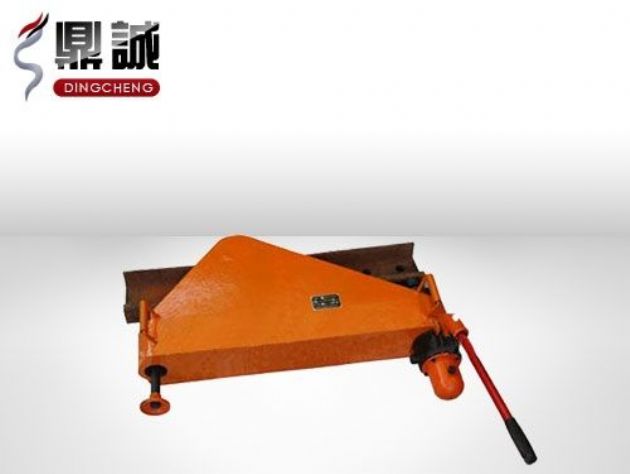 點擊查看詳細信息<br>標題：垂直液壓彎軌機 閱讀次數：4583