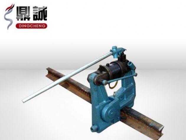 點(diǎn)擊查看詳細(xì)信息<br>標(biāo)題：液壓鋼軌擠孔機(jī) 閱讀次數(shù)：4624